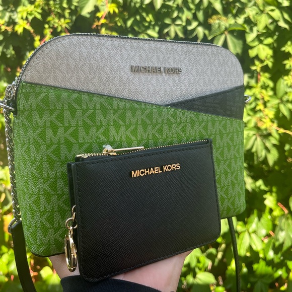 Michael Kors Jungle Green Multi Dome Crossbody and Coinpouch Wallet - Picture 1 of 10